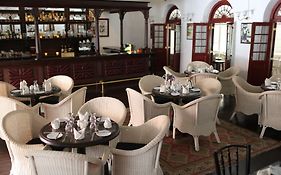 Royal Bar & Hotel